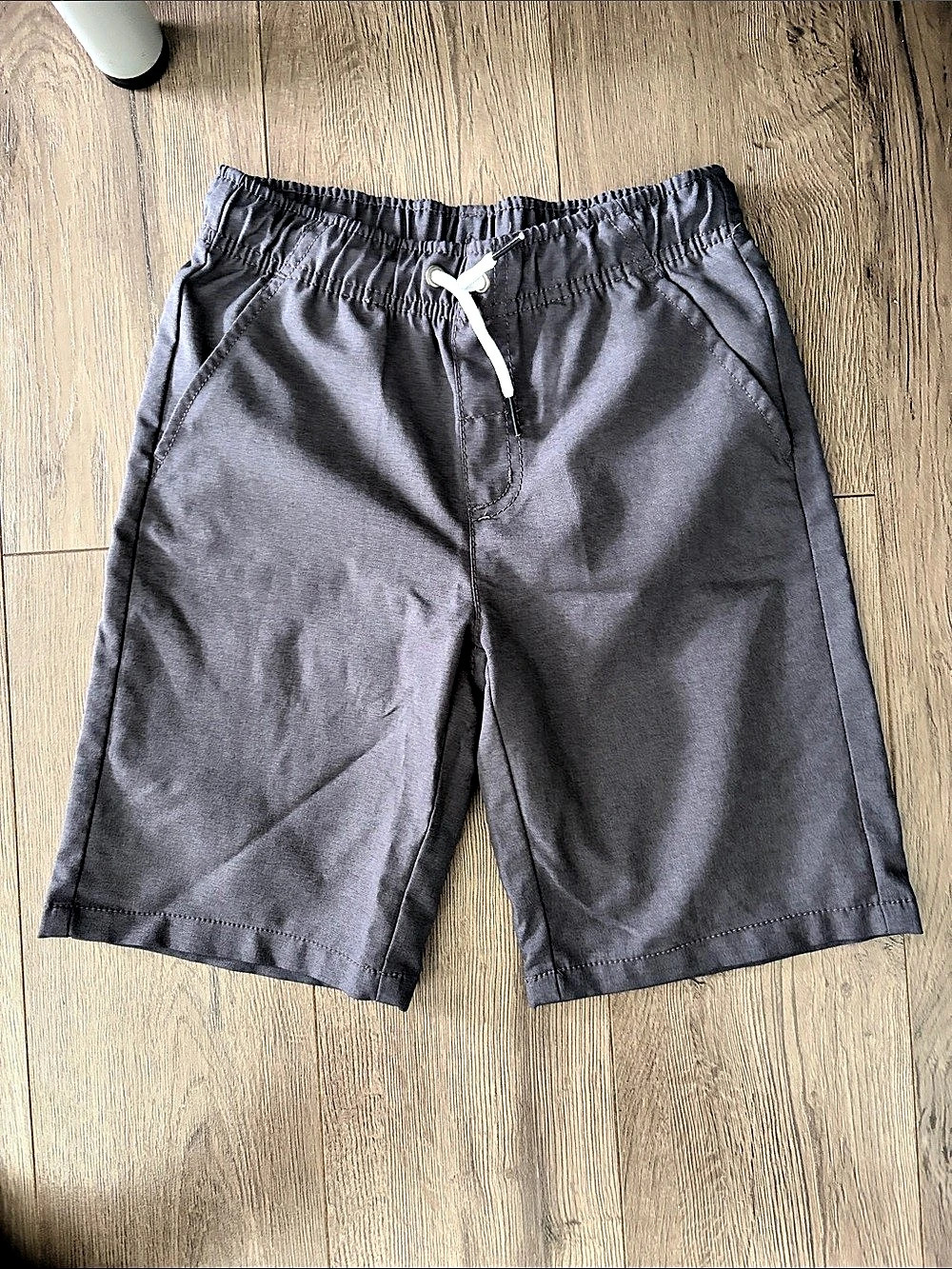 Cat & Jack Boys Gray Shorts Size Medium Like New